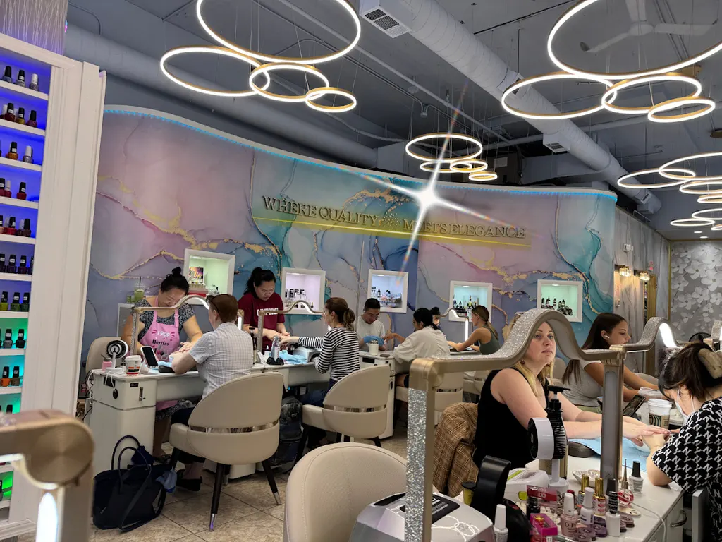 Premier Nails - Nail Salon Downtown Chicago — Nail salon in Chicago